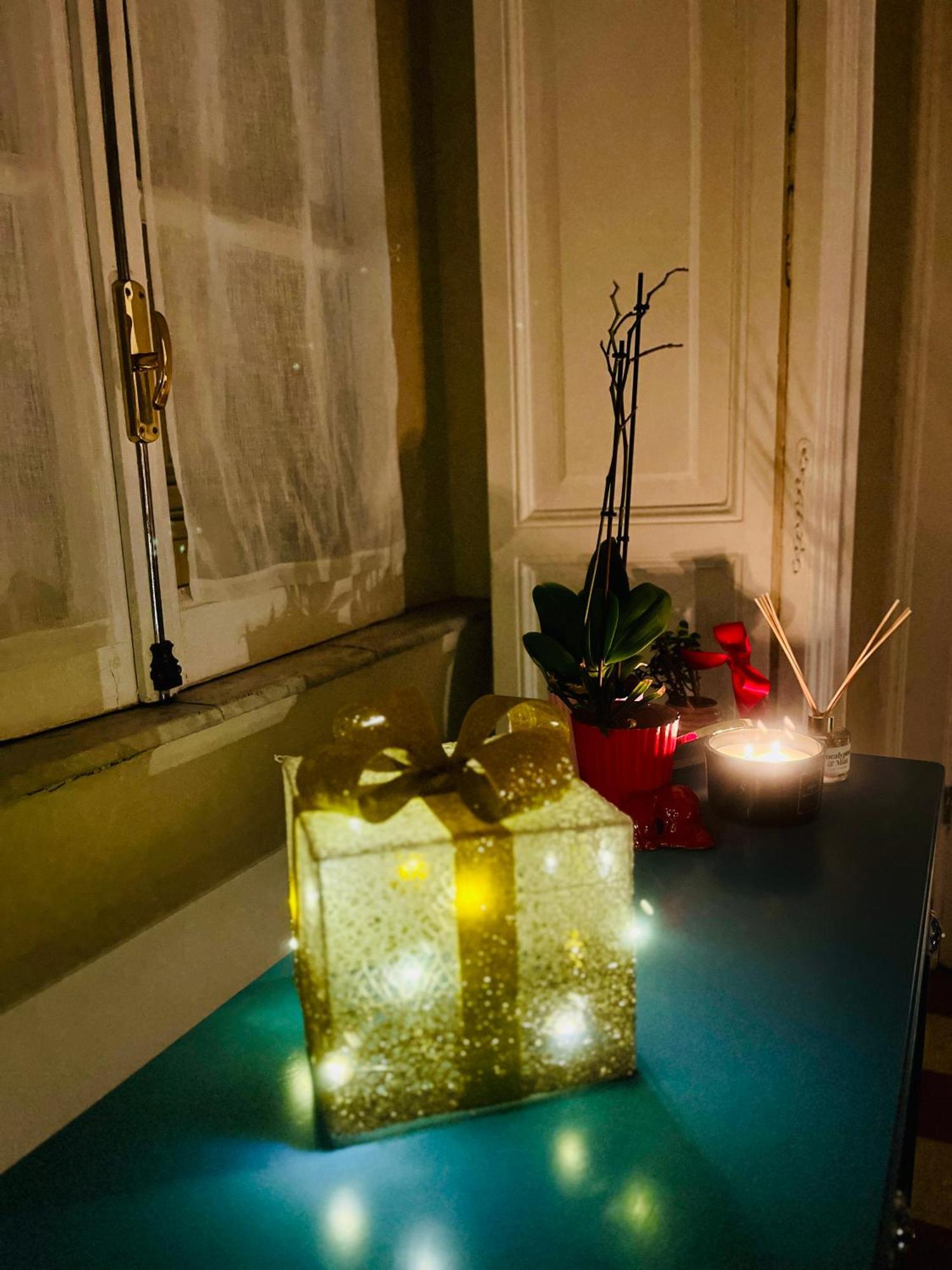 Voglia 'E Turna Hotel Napoli Bagian luar foto