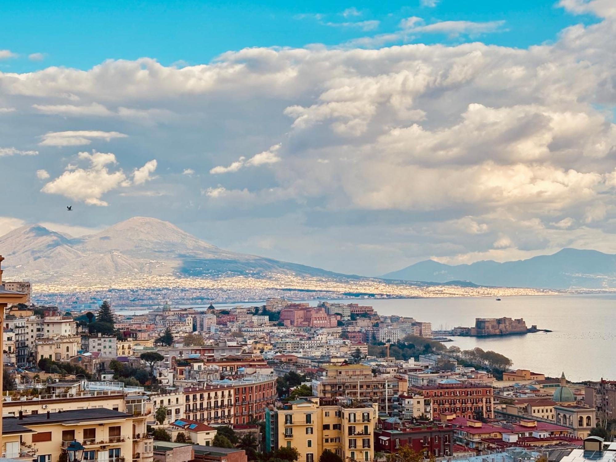 Voglia 'E Turna Hotel Napoli Bagian luar foto